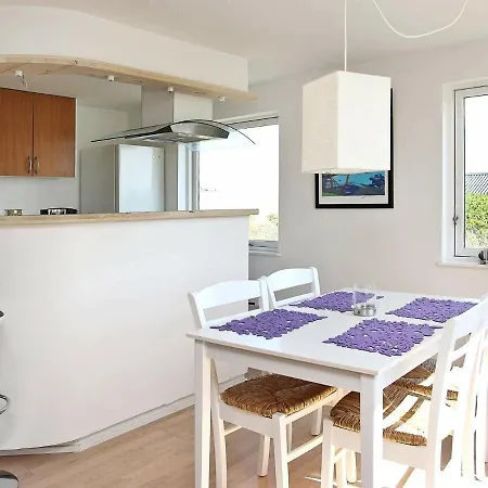 6 Person Holiday In L Kken *
